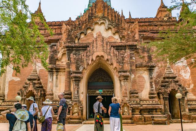 蒲甘最年轻寺庙之一，缅甸最后一座缅甸式寺庙，竟是皇帝热衷建造