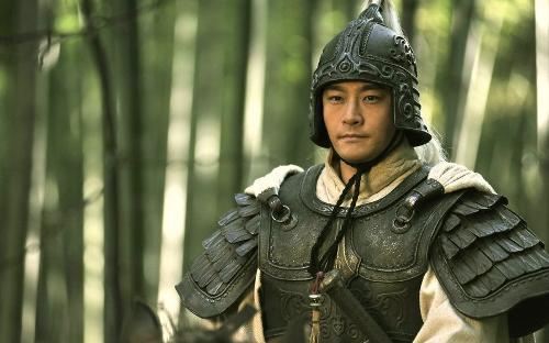 潘凤被称为无双上将，历史上的他真的很强吗？